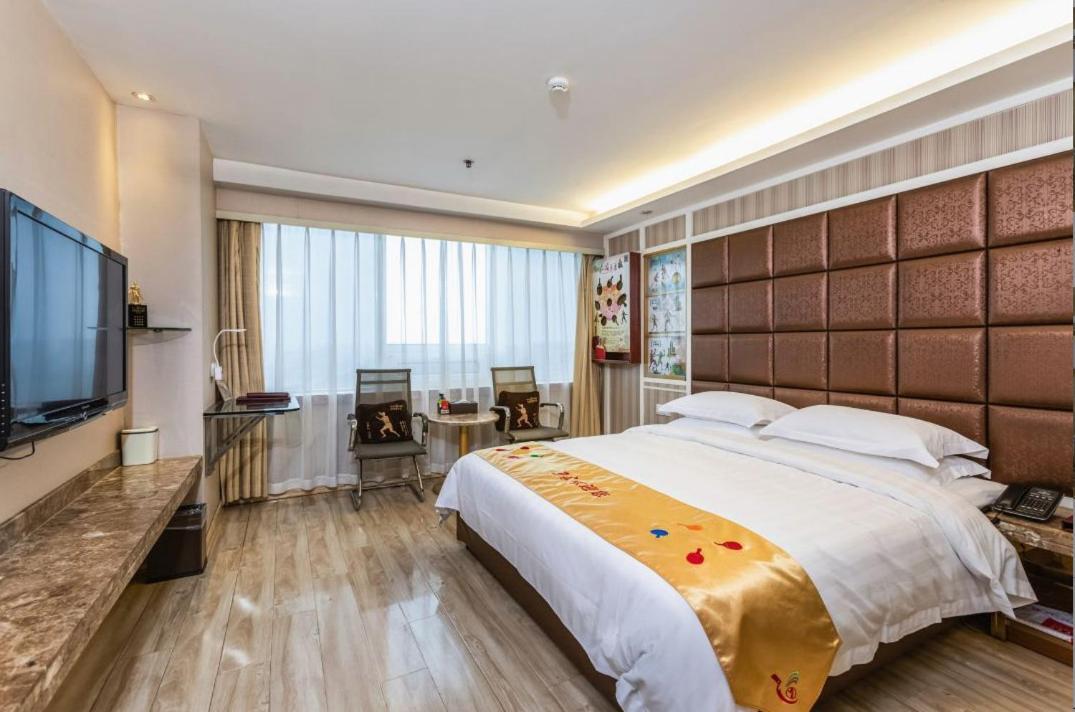 Jinan Yuquan Simpson Hotel Zewnętrze zdjęcie