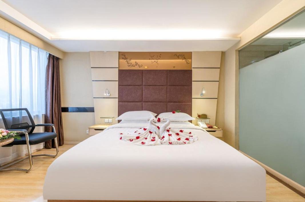 Jinan Yuquan Simpson Hotel Zewnętrze zdjęcie