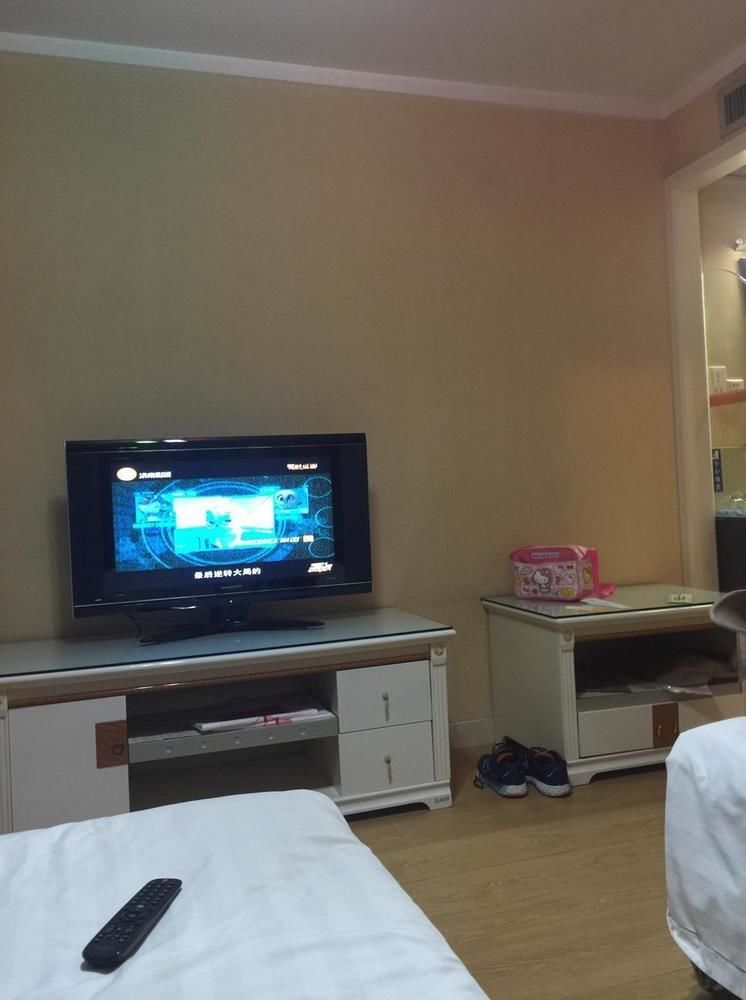 Jinan Yuquan Simpson Hotel Zewnętrze zdjęcie